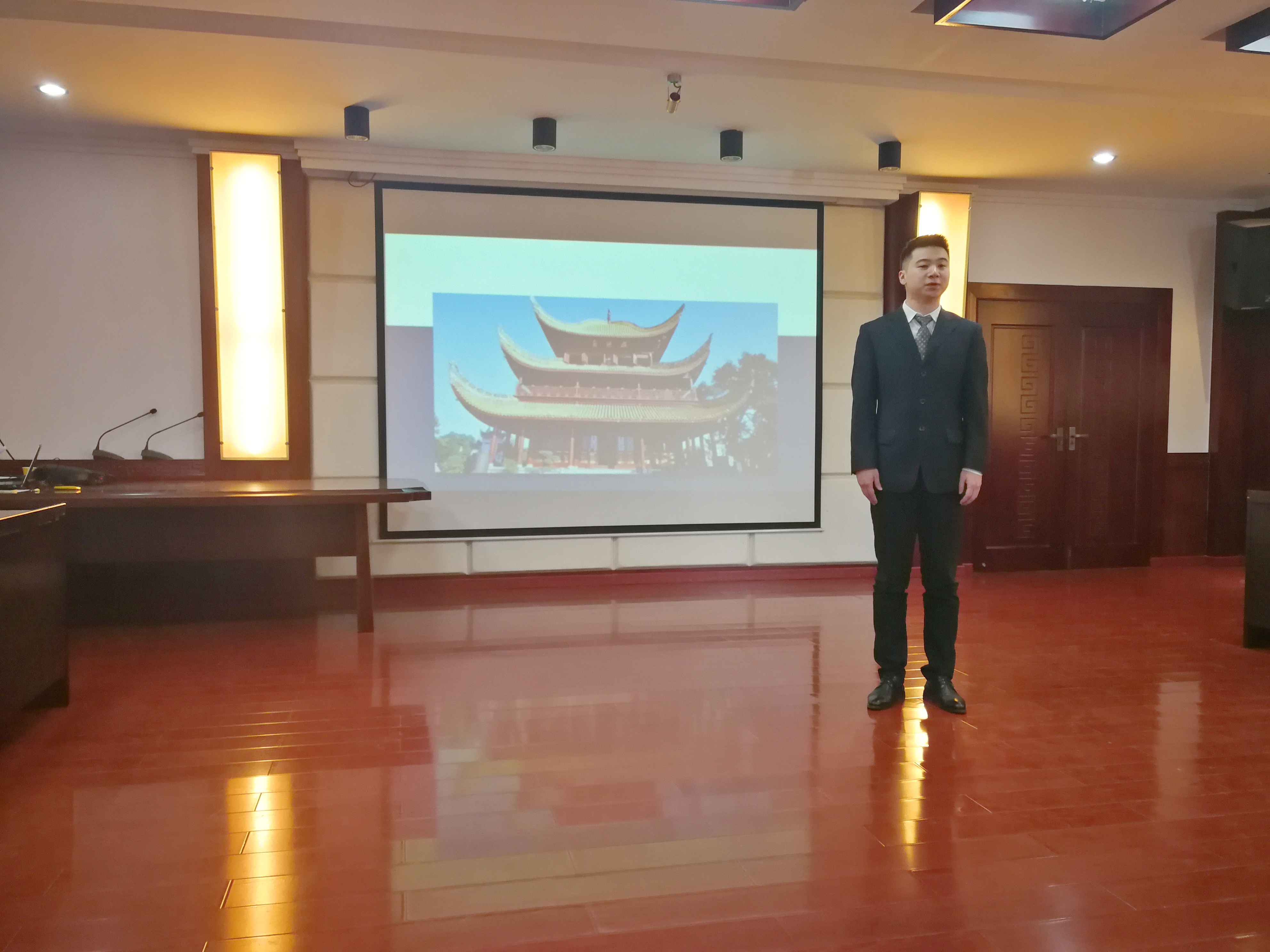 微信图片_20210119180145.jpg 微信图片_20210119180145.jpg