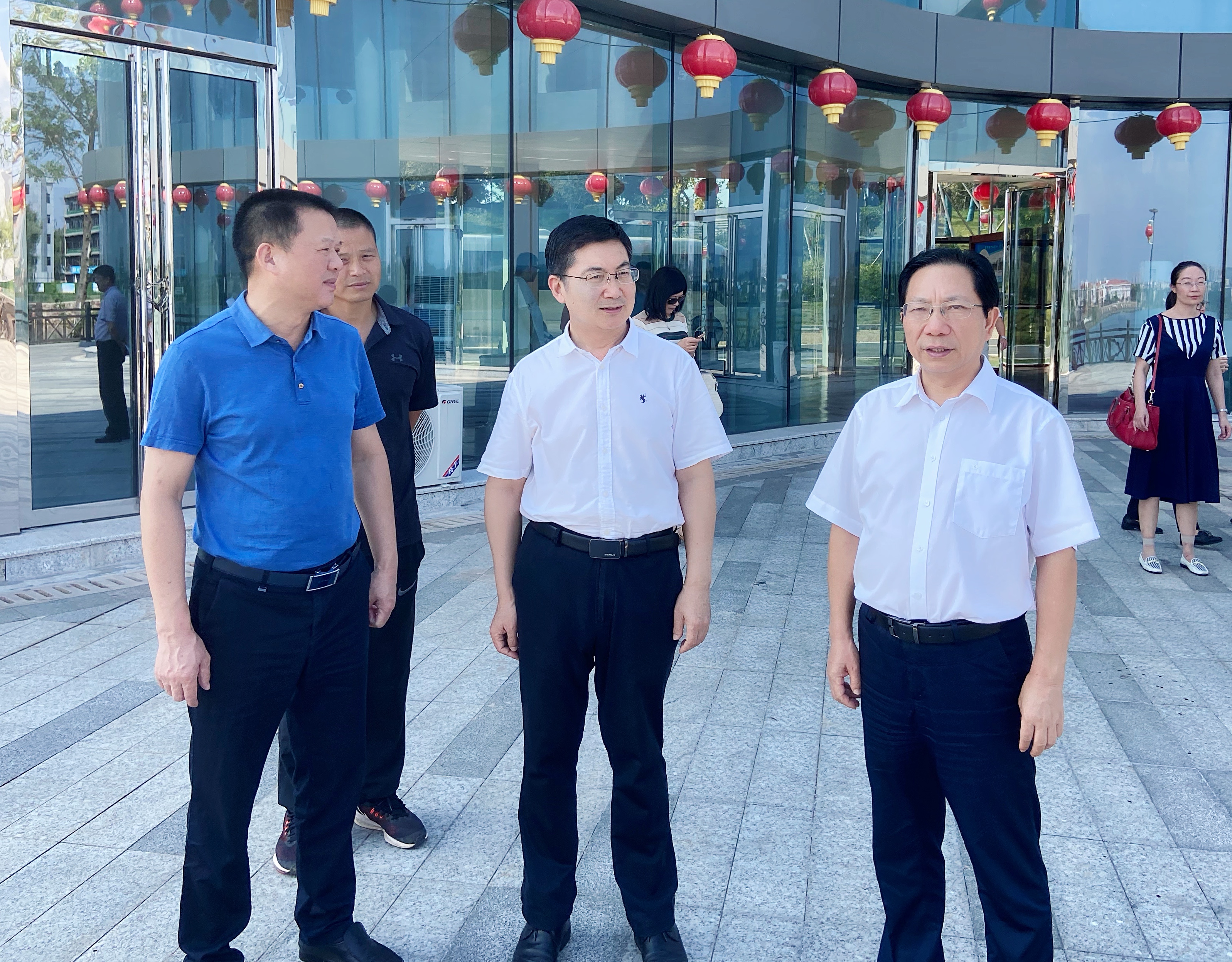 9.13生态环境部南京环境科学研究所来岳调研.jpg 9.13生态环境部南京环境科学研究所来岳调研.jpg