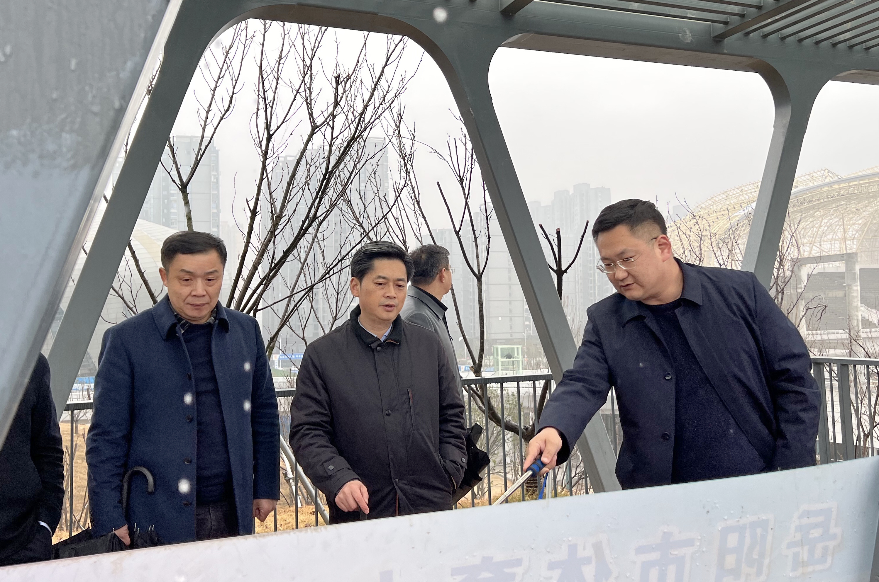 1月24日下午,赵岳平率队调研省运会场馆建设工作.jpg 1月24日下午,赵岳平率队调研省运会场馆建设工作.jpg